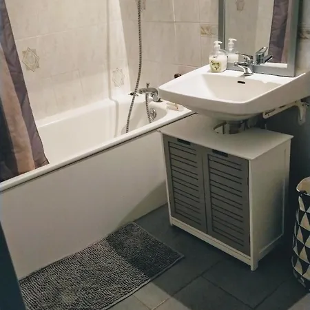 Agreable Spacieux Apartment