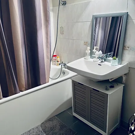 Agreable Spacieux Διαμέρισμα